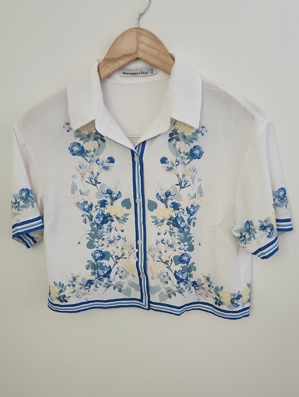Abercrombie & Fitch Floral Print Striped Cropped Blouse XS